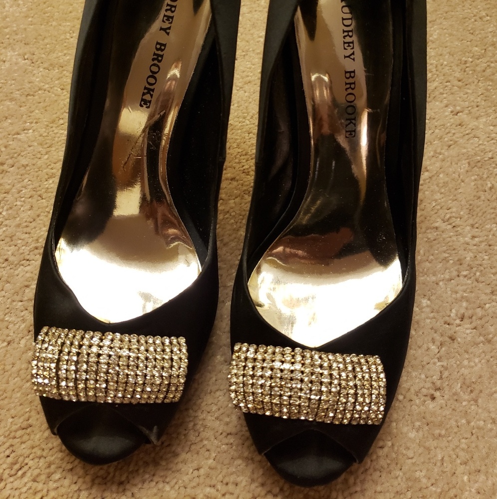 Audrey Brooke High Heels